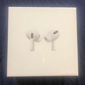 Meet your Posher, Emmanuel